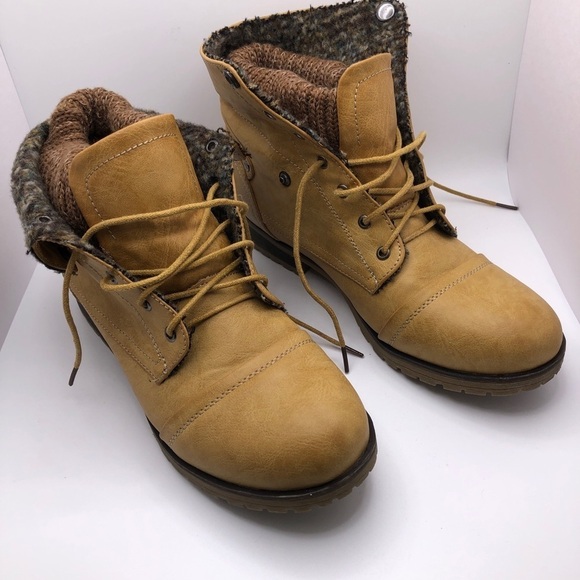 Refresh Camel Knit Cuff Lace Up Boots Size 10 NWOT - Picture 3 of 5